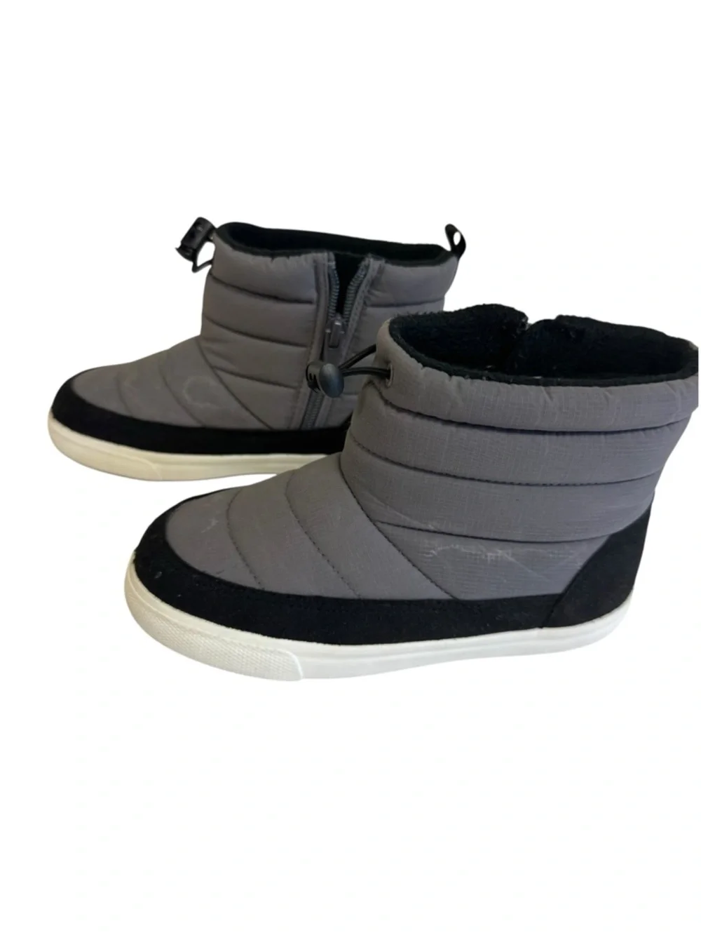 Cat & Jack Gray and Black  Kids Snow Boots